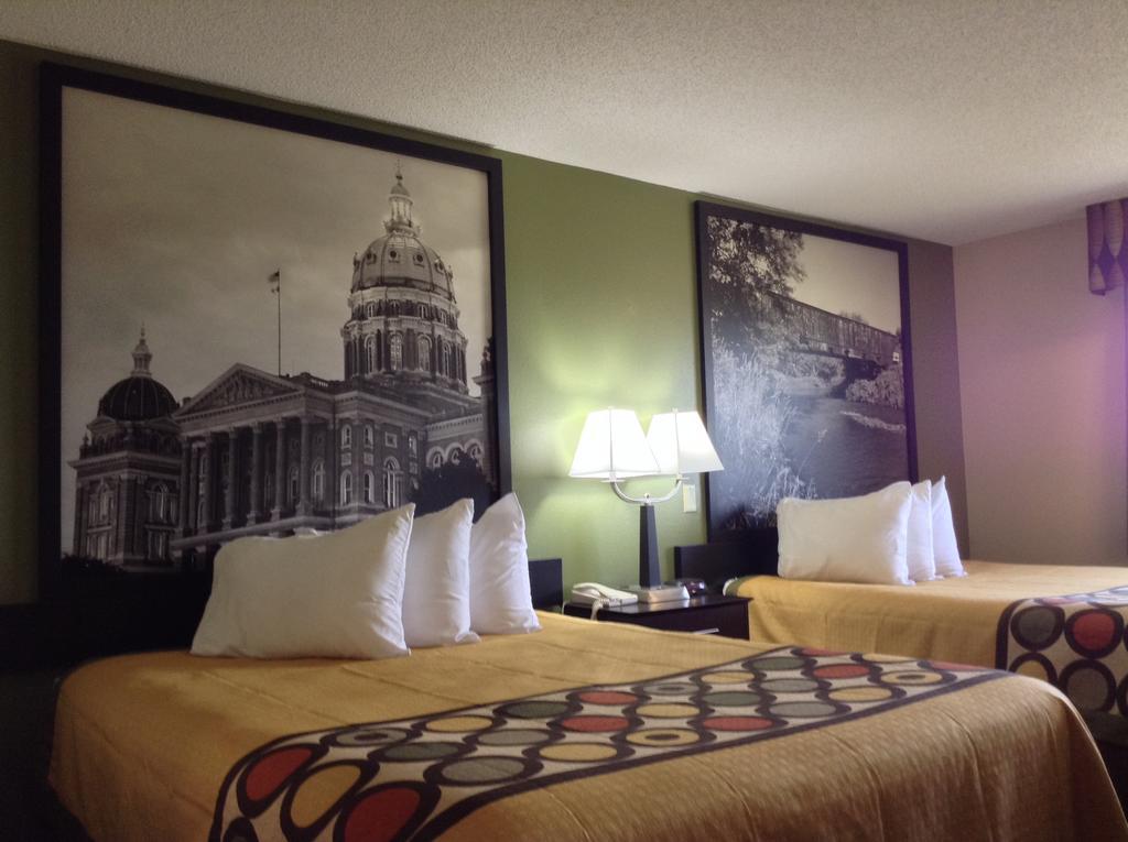Super 8 By Wyndham Grinnell Ia Habitación foto